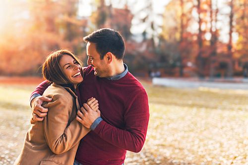 po czym poznać zakochaną kobietę 